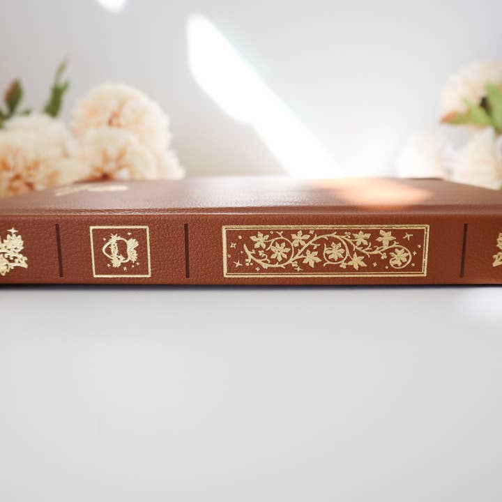 Peony&June Illustration - Wholesale Journal/diary - Crown of Thorns Leather Journal5