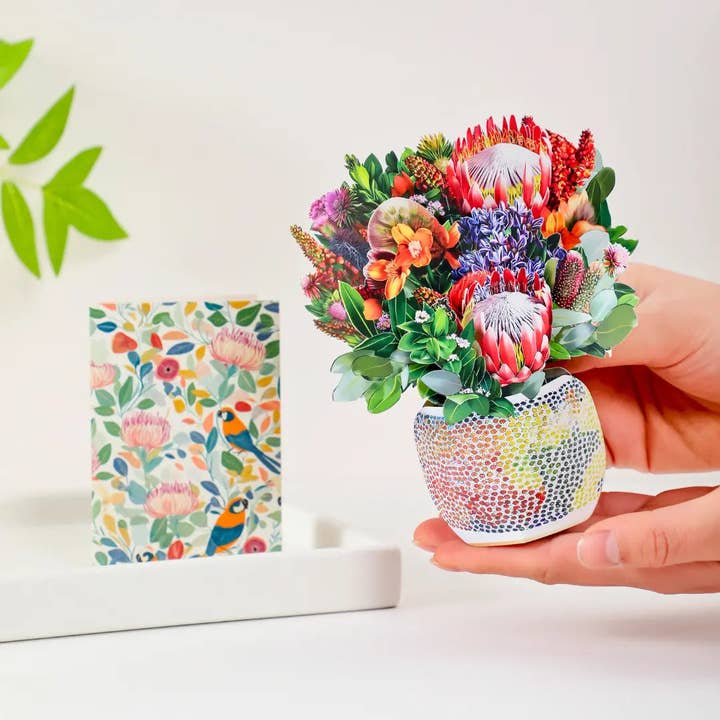 PetalPal - Wholesale Artificial Flowers - Mini Kakadu Embrace Pop-Up Bouquet2