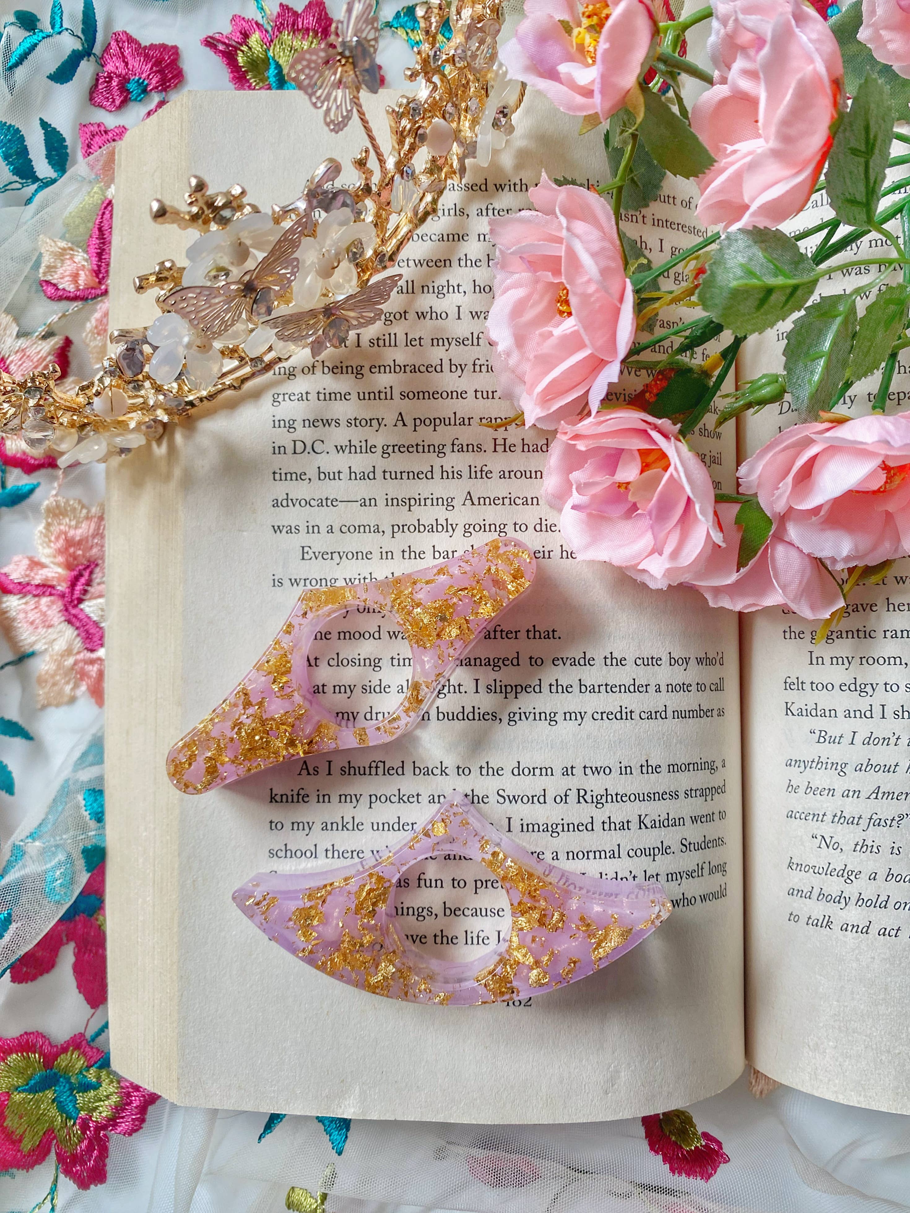 Hold It There - Wholesale Book Holder - Romantasy Courts Collection17