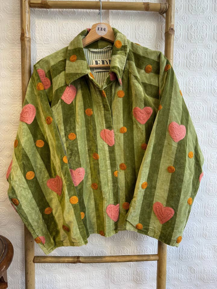 Velvet Suzani Love Håndlavet Håndbroderet Kort Jakke for engroshandel hos Essential Designs London