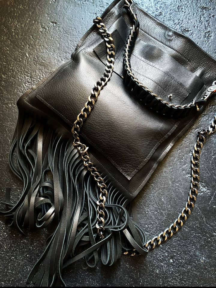 Fringed messenger for wholesale by DAVID GALAN