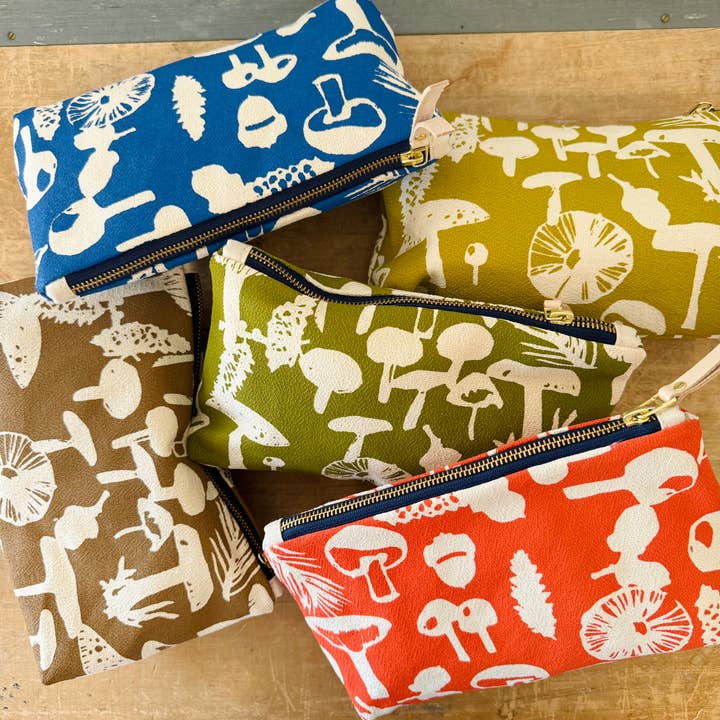 Erin Flett - Wholesale Pouch - Women's - Mushrooms Laura Pouch