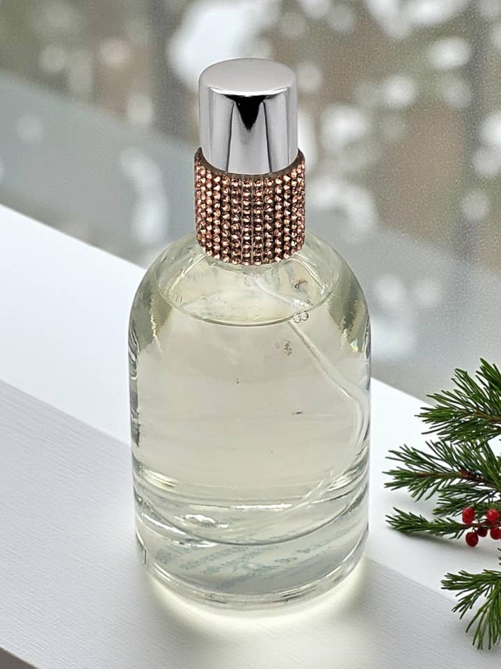 Musk & Mistletoe– Home & Linen Perfume Collection 3.4oz for wholesale by Morgan Paris Skin Boutique