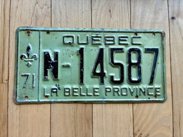 Placa de matrícula de camião agrícola do Quebec de 1971 por atacado de RusticPlates
