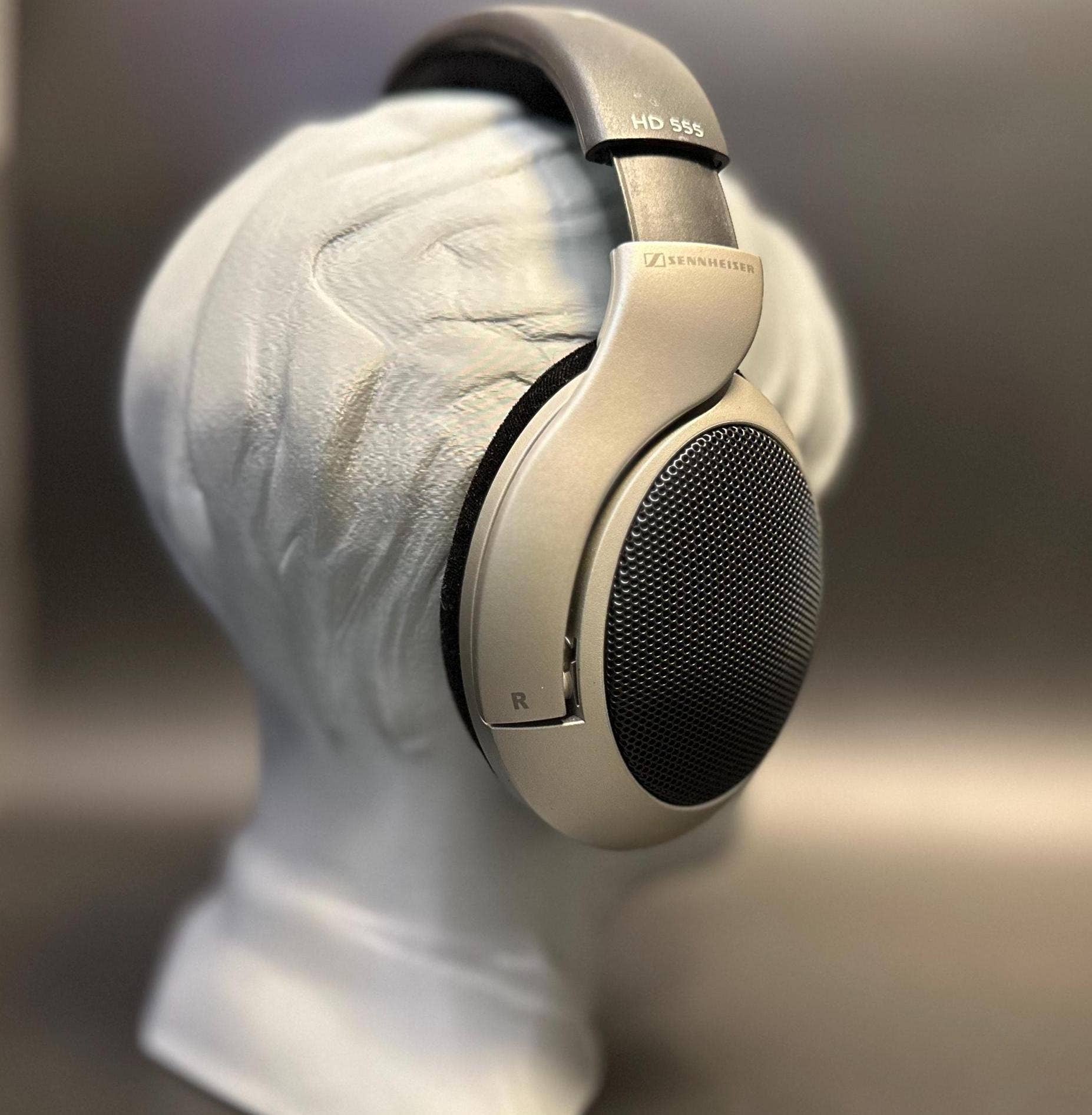 <3 Studio - Wholesale Headphones - Bang Chan Headphone Stand – Sleek and Stylish Desk Accessory for Stray Kids kpop Fans4