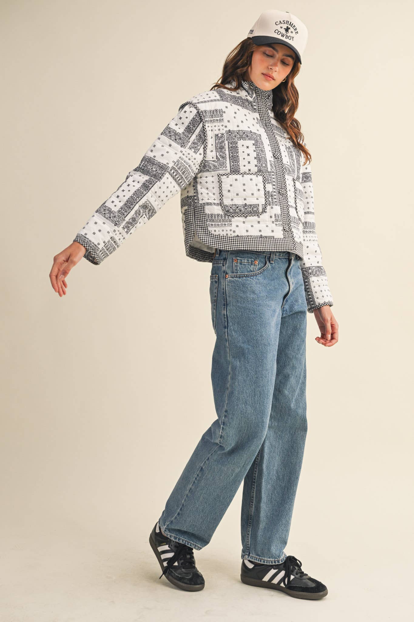 &MERCI - Wholesale Jacket - Women's - BANDANA PATCHWORK QUILTED JACKET MJK417513