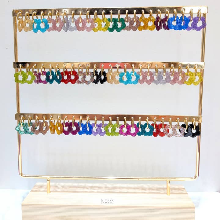 LOLO & YAYA - Wholesale Dangle Earrings - P-BO-4 Set of 36 flower earrings on display stand