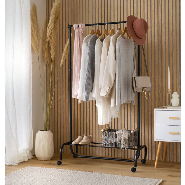 black Garment rack, metal/plastic for wholesale on Faire1