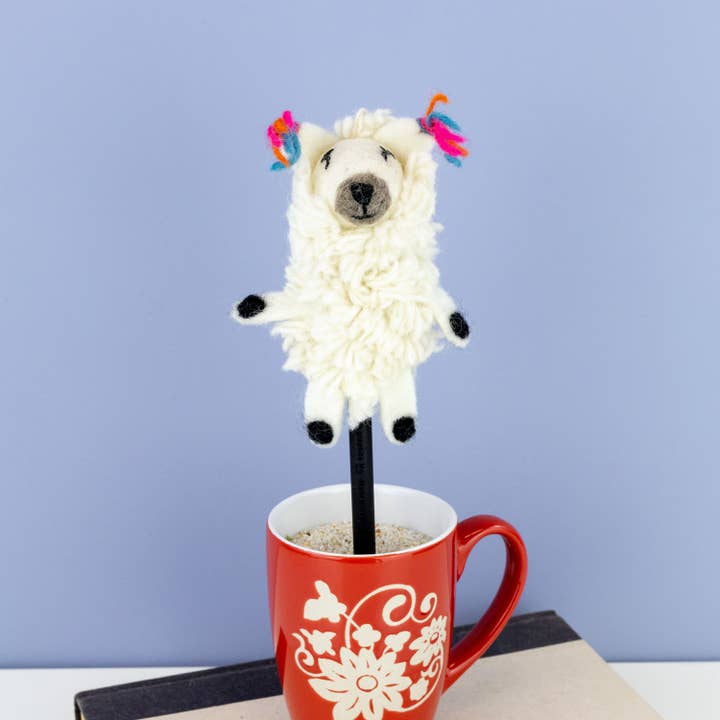 dZi Handmade – Engroshandel Pynt – Lama Wild Woolie1