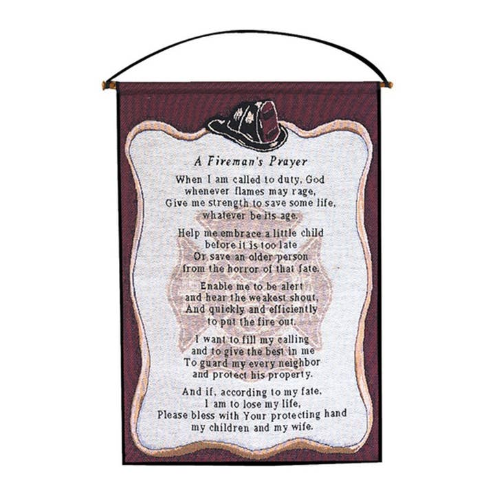 Tenture murale La prière d'un pompier réalisée par des menuisiers et tisserands manuels pour la vente par Playful Tail