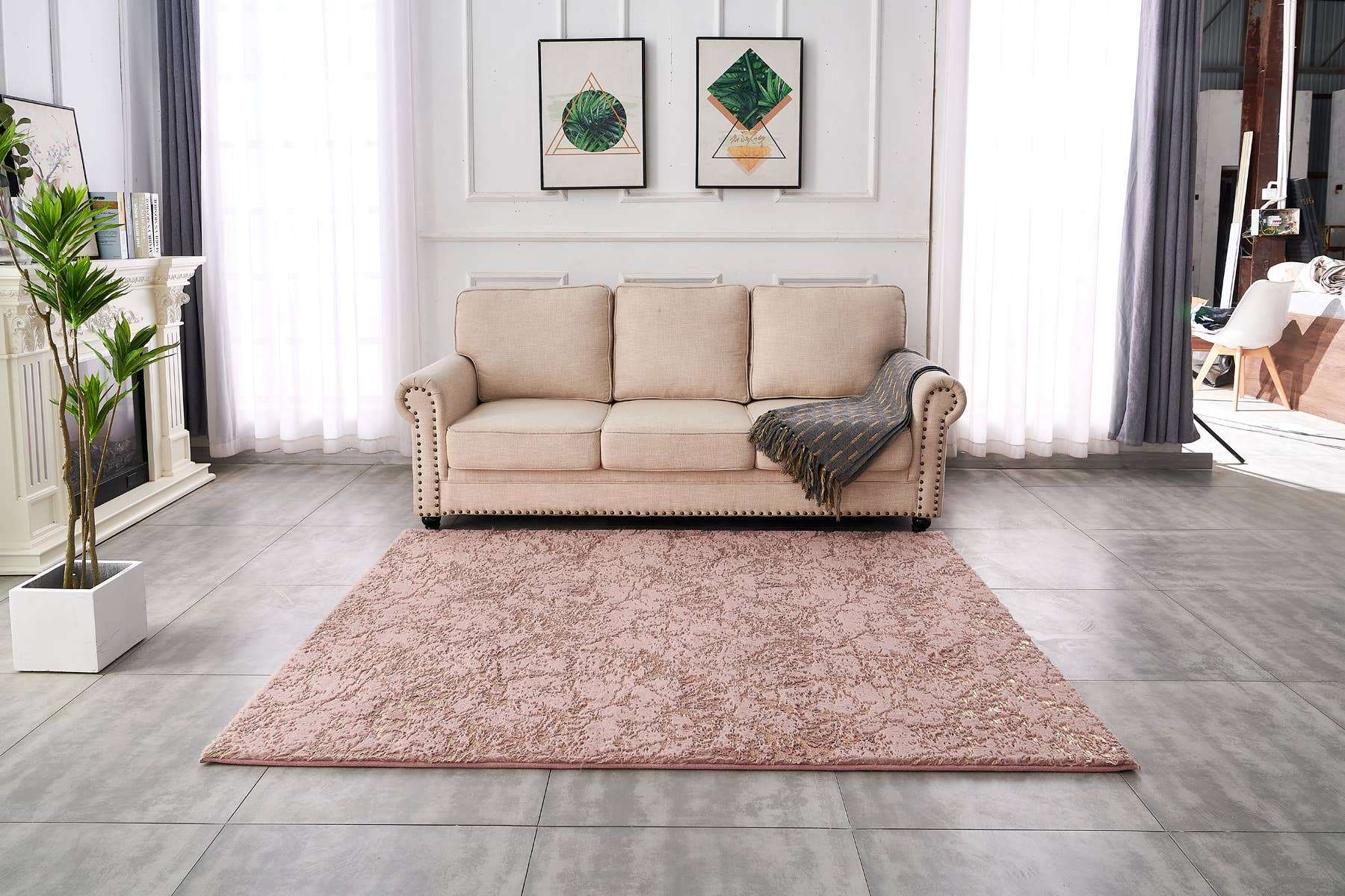 Amazing Rugs – Großhandel Teppichvorleger – Lily Dust abstrakter, goldvergoldeter Chinchilla-Kunstpelzteppich, Rosa5