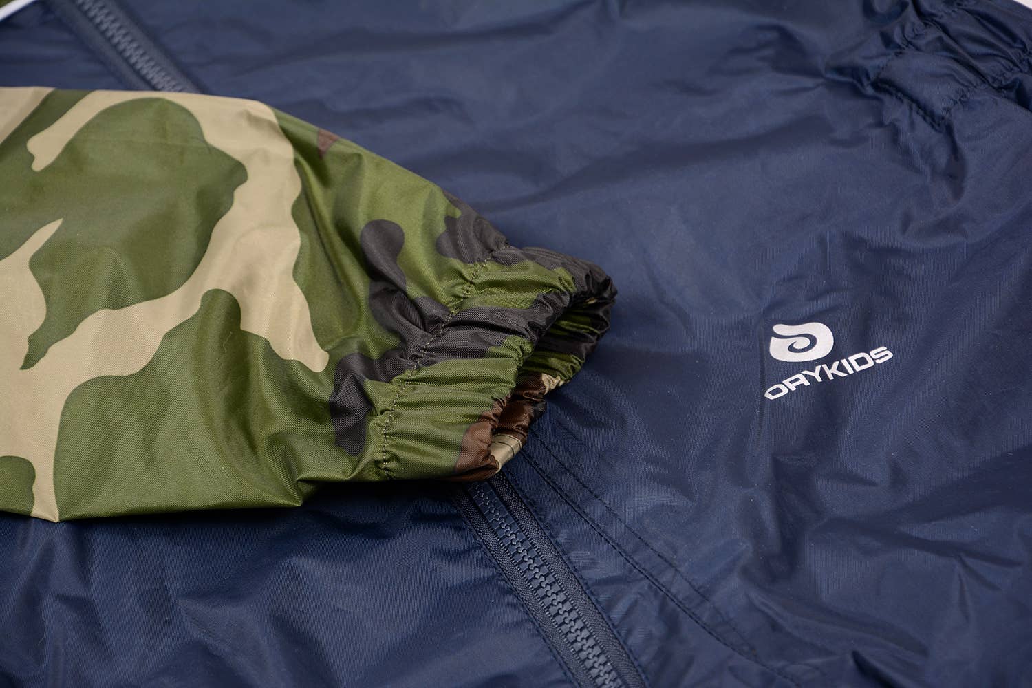 Dry Kids – wholesale Raincoat – Kids – Dry Kids All in One Waterproof Rainsuit Two Colour5