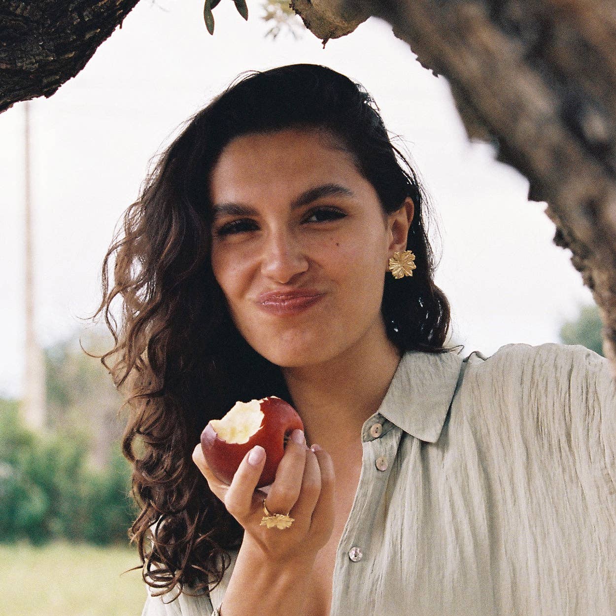 Agapée Jewelry – Brincos de pino por atacado – Brincos Adonis | Joias em ouro à prova d'água3