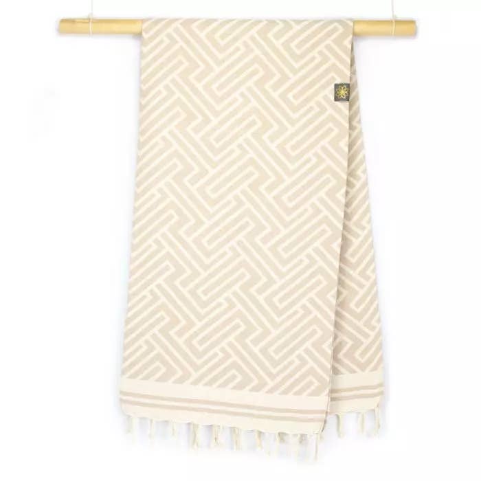 Hamnhandduk Jacquard Labyrint 2x1 m för wholesale av ANNA ANIQ