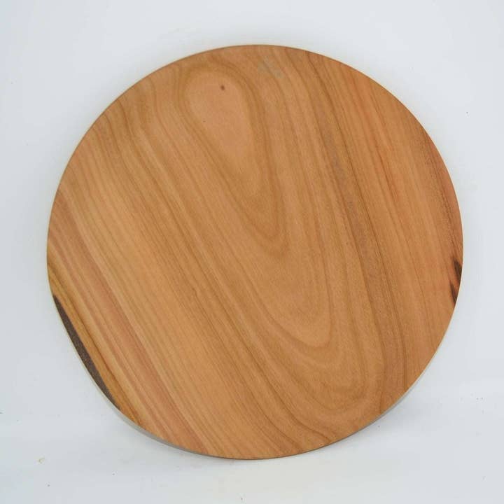 Håndlavet kirsebærtræplade 24,5 cm for engroshandel hos Huizbirn