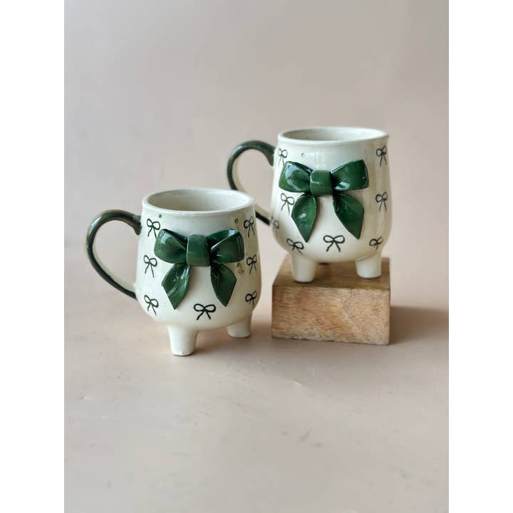 Casa Amarosa - Wholesale Coffee Mug - Dramatic Big Bow Mug - Green, 3 x 3.5 Inches1