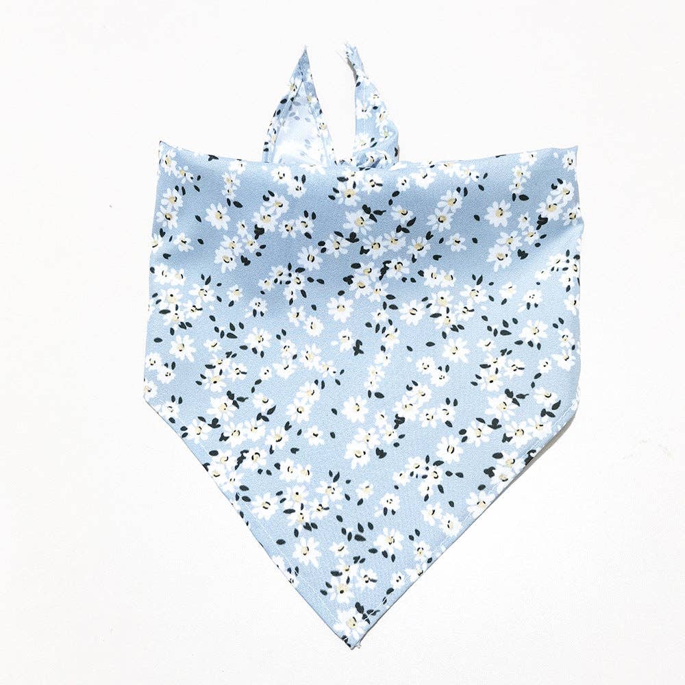 Cheerhunting – Großhandel Haustier-Bandana – Hund – Furbud – Leichtes Blumiges Bandana zum Binden für Haustiere1