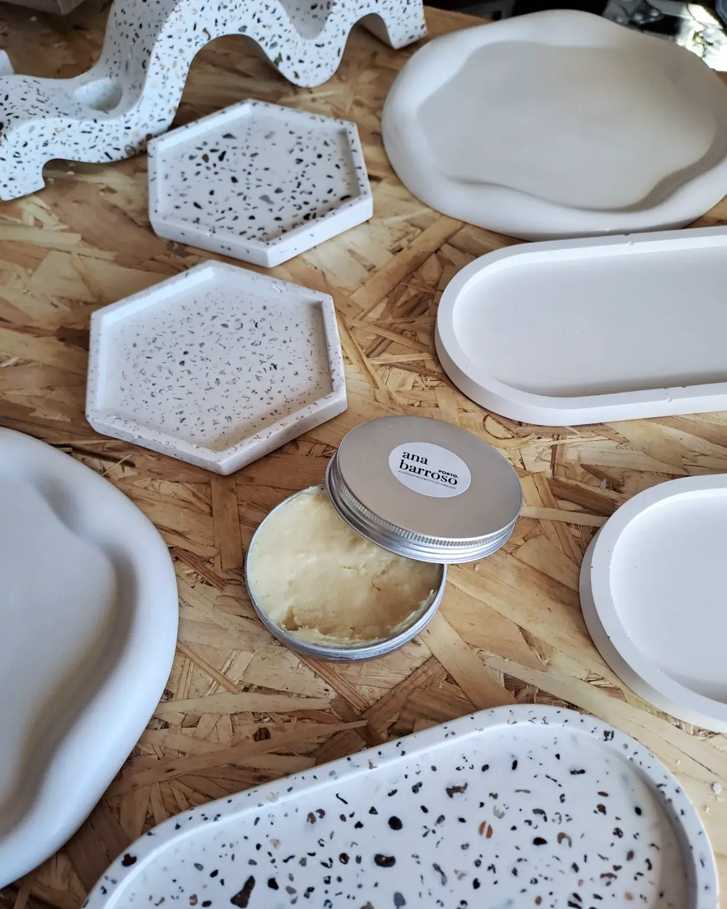 Ana Barroso Porto – wholesale Furniture wax/paint – SWEET GLOW SEALER & POLISH with EUCALYPTUS9