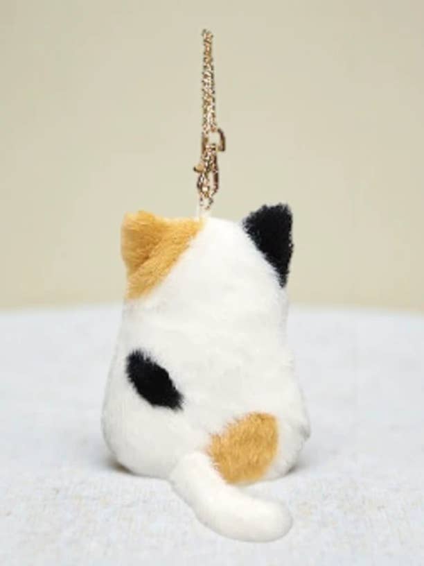 Calico Cat Plush Pass Case | Kawaii IC Card Holder Mini for wholesale by 「FUNJI」In Japan