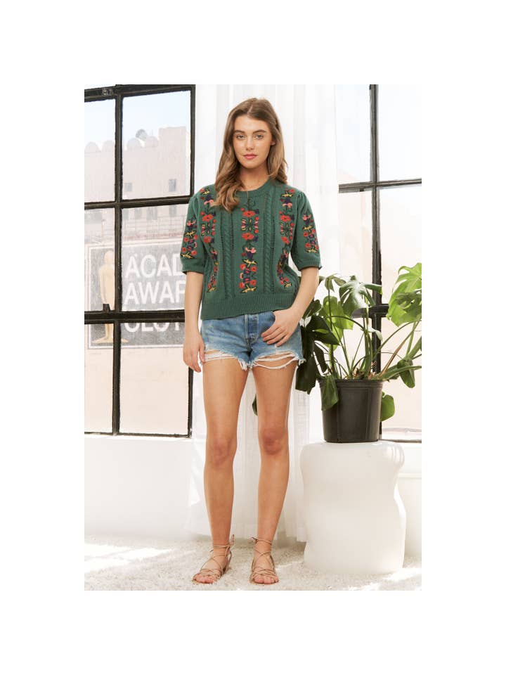 Sweet Generis - Wholesale Knit Sweater - Women's - CUTE FLORAL EMBROIDERY CASUAL PULLOVER SWEATER44