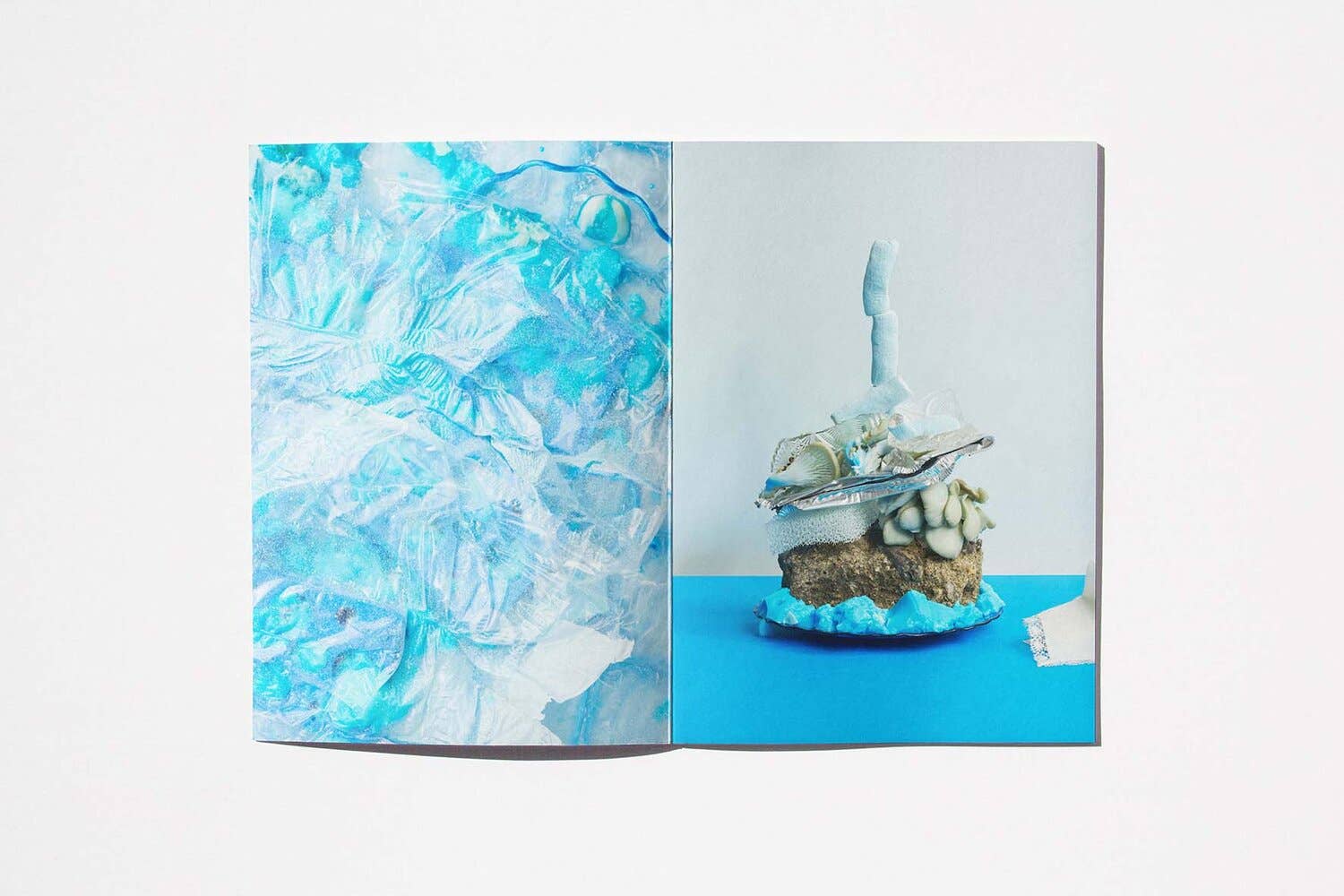 Sindroms - Wholesale Arts & Entertainment Book - Blue Sindrom10