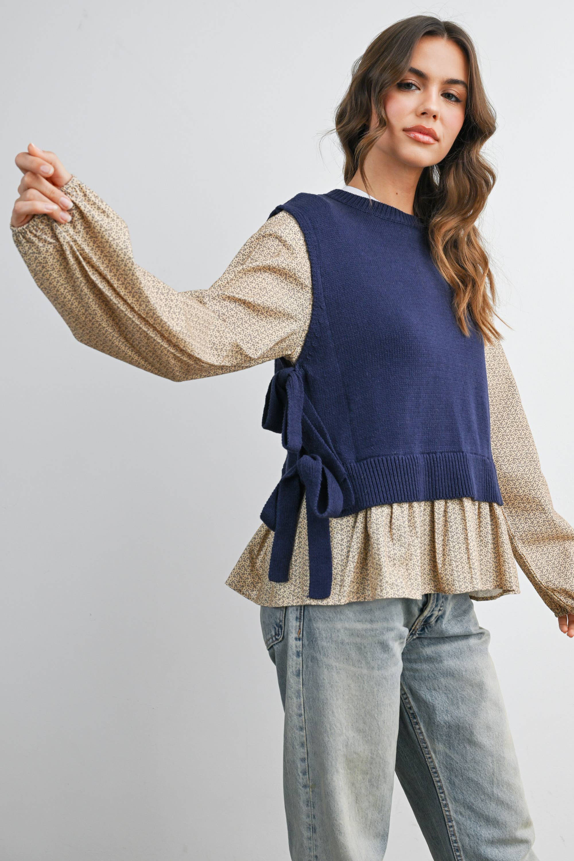 BUTTERMELON - Wholesale Shirt - Women's - Side Ribbon-Tied Knitted Top - BMW775914