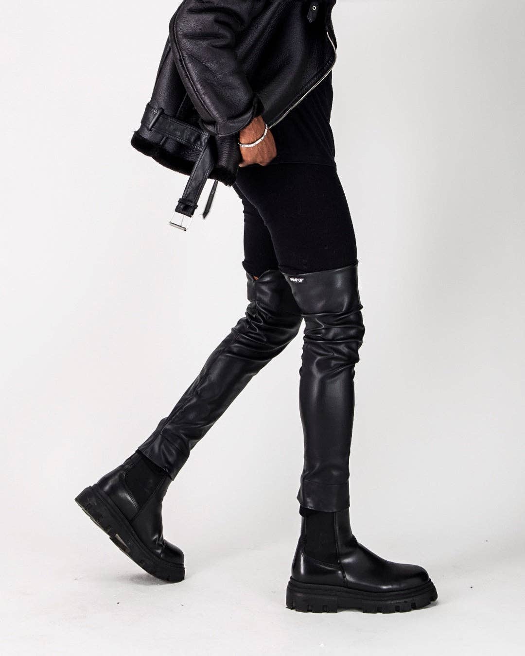 Noir PIMP UP™ BASIC LEATHER en vente sur Faire2