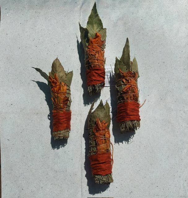 Topanga Window – Engroshandel Salviepakke – Piñon Pine Laurbærblade Røgrensningsbundt4