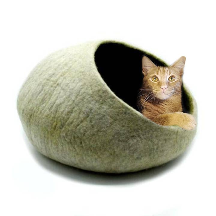 Premium Felt Cat Cave - Wide Opening Wool Dome for wholesale by Woollyfelt