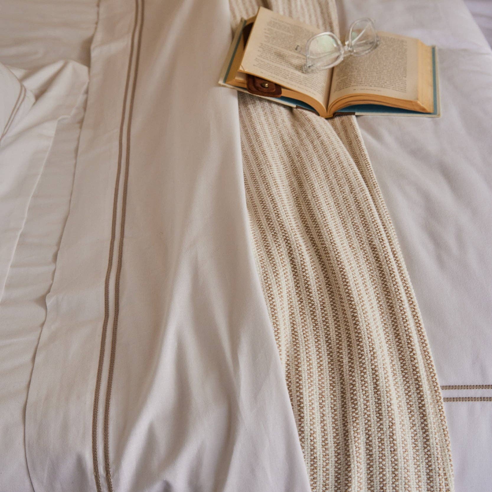 Red Land Cotton - Wholesale Sheet Set - Ella Embroidered Sheet Set7