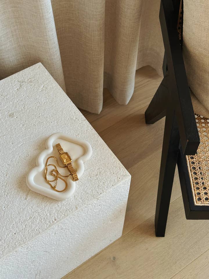 Wavy Jesmonite tray colors to choose from for wholesale by My Milky Candle