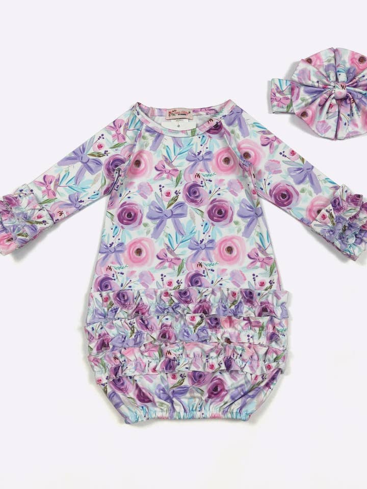 Robe de bébé Rosette Coquette pour la vente par Clover Cottage
