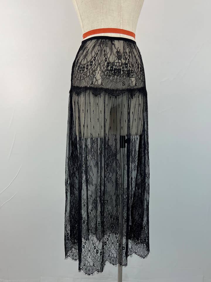 Black Lace skirt (3112) for wholesale on Faire0