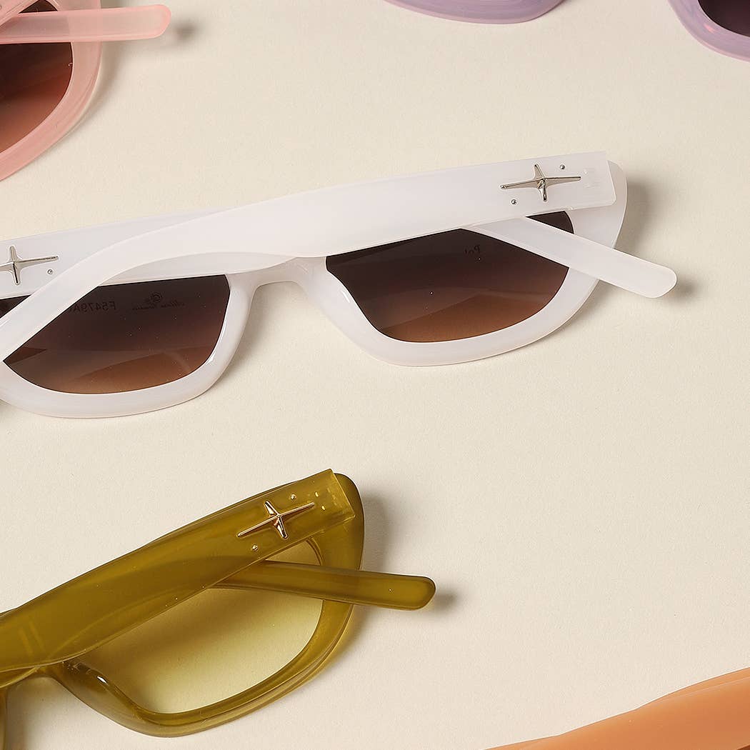 12 OLIKA FÄRGER Damsolglasögon med trendiga kattögon för wholesale på Faire11