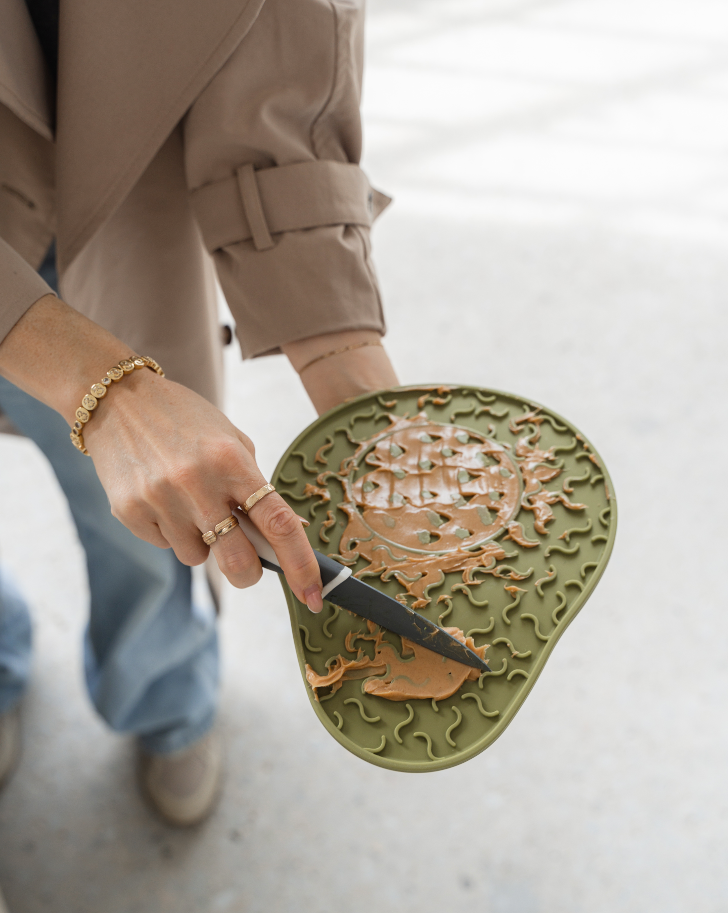 dexypaws - Wholesale Pet Food Mat - Dog - Avocado Enrichment Lick Mat2