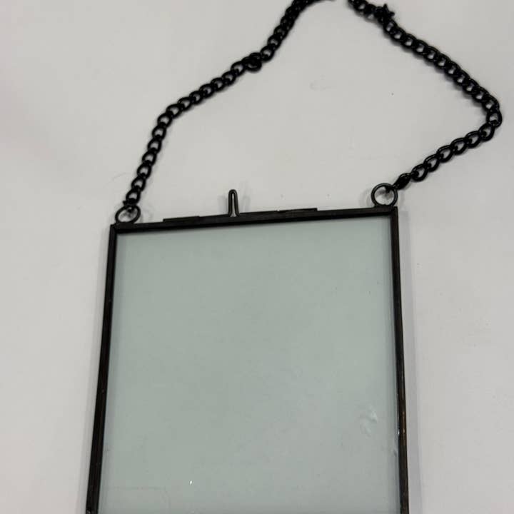 Monahan Papers - Wholesale Picture Frame - 4" x 4" Black Zink Glass Frame1