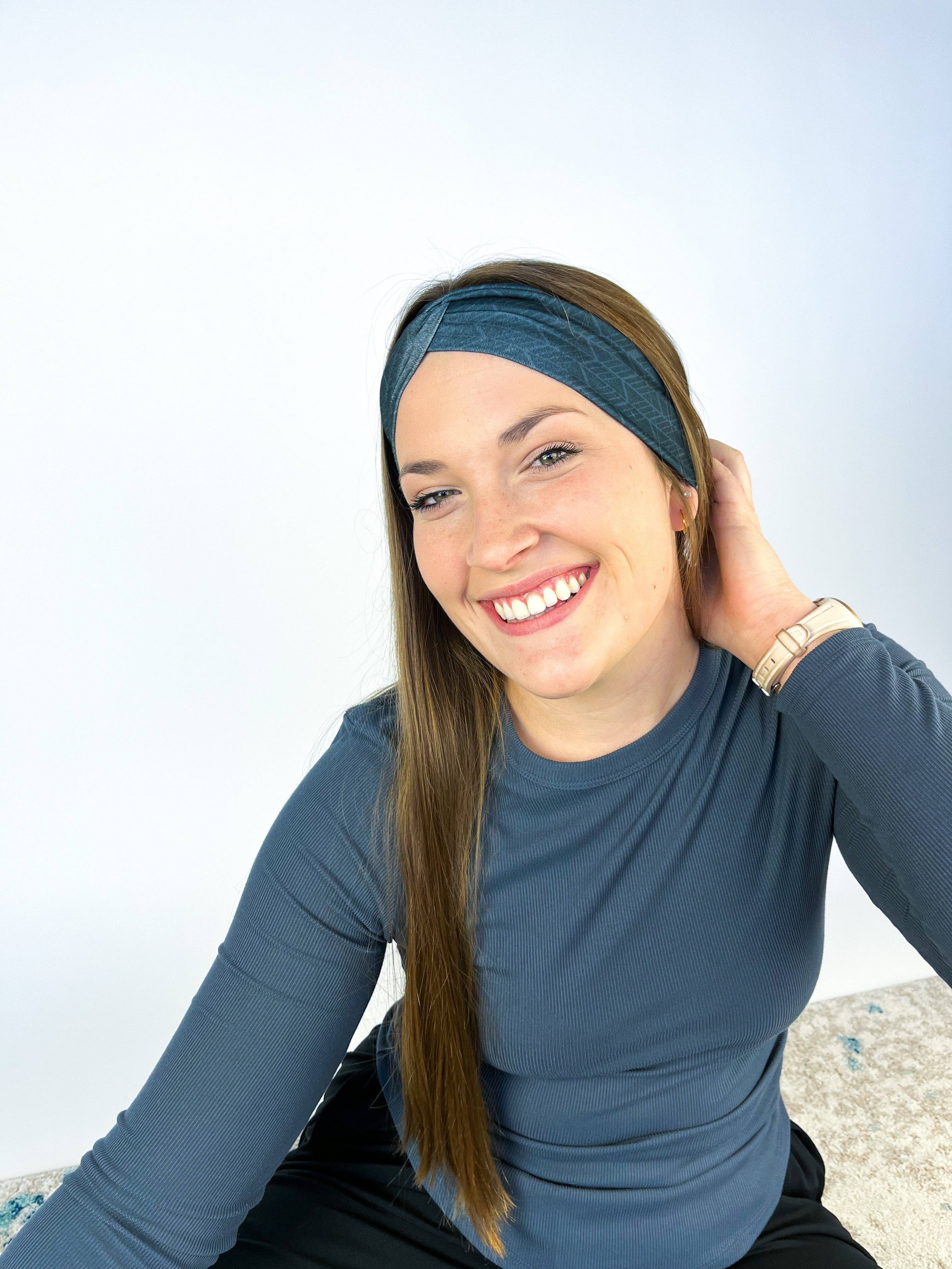 Lilac Market Headbands - Wholesale Fashion Headband - Women's - Black Sand Beach on Onyx1