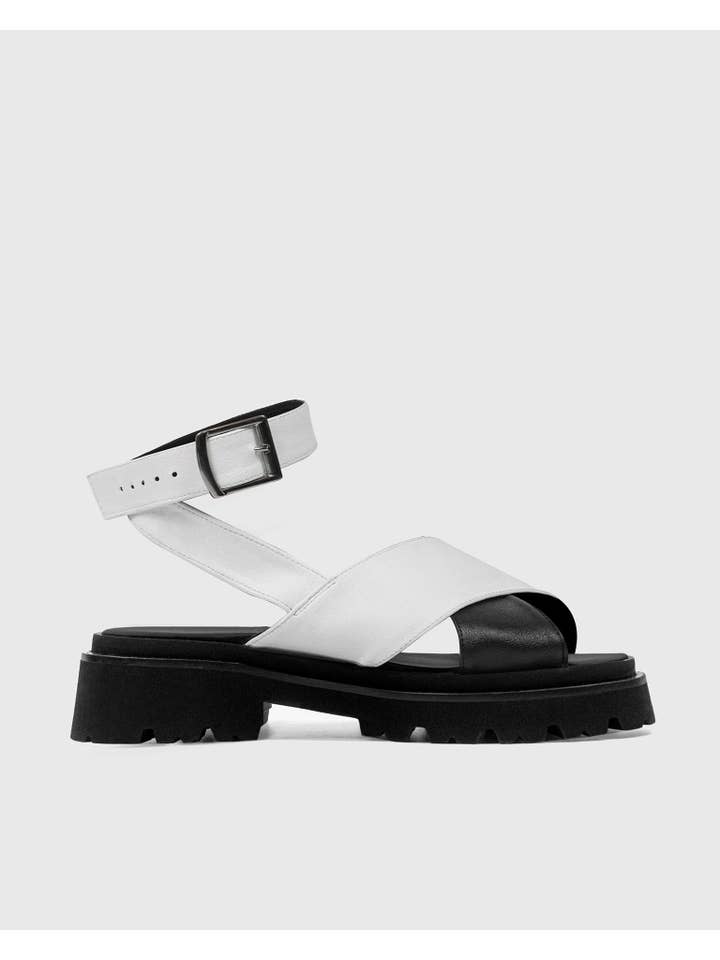 Bohema Clothing - Wholesale Sandals - Women's - Medley Sandals Made of Cactus Leather Dessertoā®