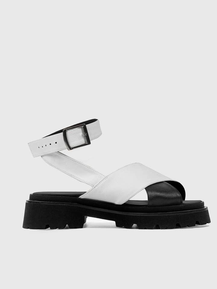 Medley-Sandalen aus Kaktusleder Dessertoā® für den Großhandel von Bohema Clothing