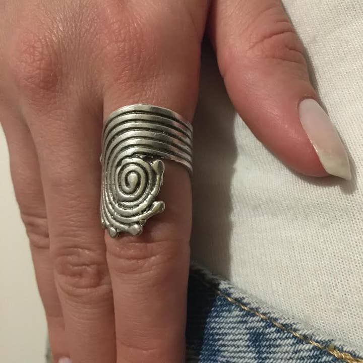 Eternal Spiral Ring for wholesale by Volare