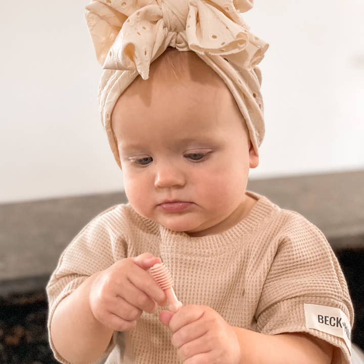 Ali+Oli - Wholesale Toothbrush - Kids & Baby - Baby Finger Toothbrush & Tongue Cleaner Oral Set 3m+ (Blush)11