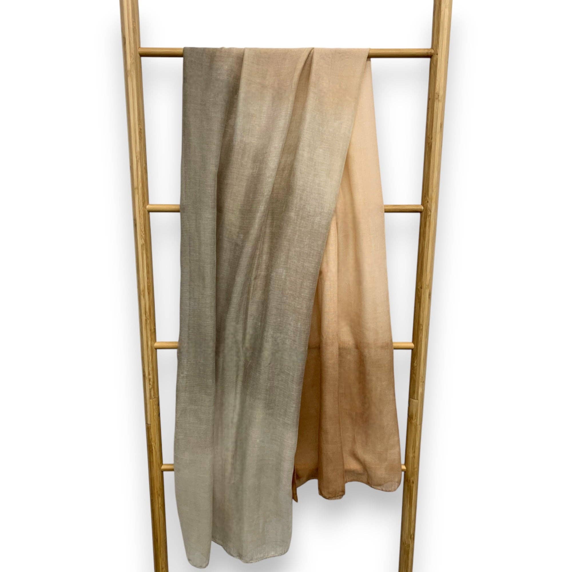 Lili Scarves (US Duty Free) - Wholesale Scarf - Women's - Summer Ombre Dip Scarf2