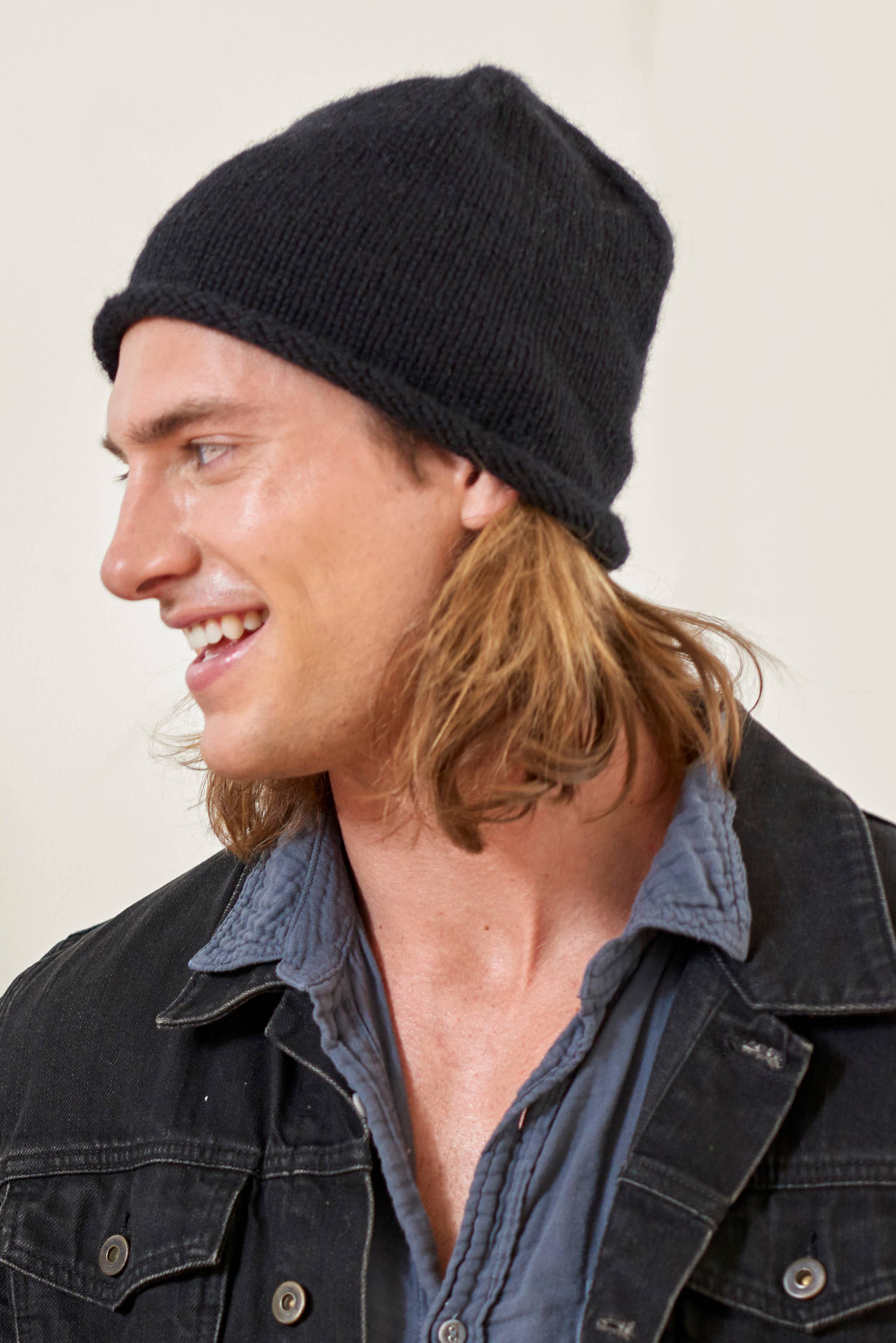 Crème Bonnet modèle hors service en cachemire en vente sur Faire6