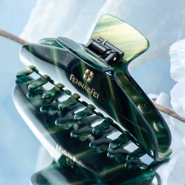 Glamour Grip Wave Claw in Roscoelite | Emerald Gold Shimmer | Italian Acetate Tortoise Large Small Hair Clip for wholesale by Fenna&Fei