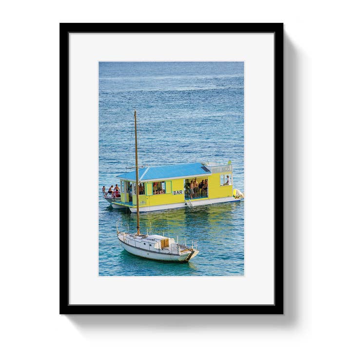 Floating Bar for wholesale by Johnny Vacay