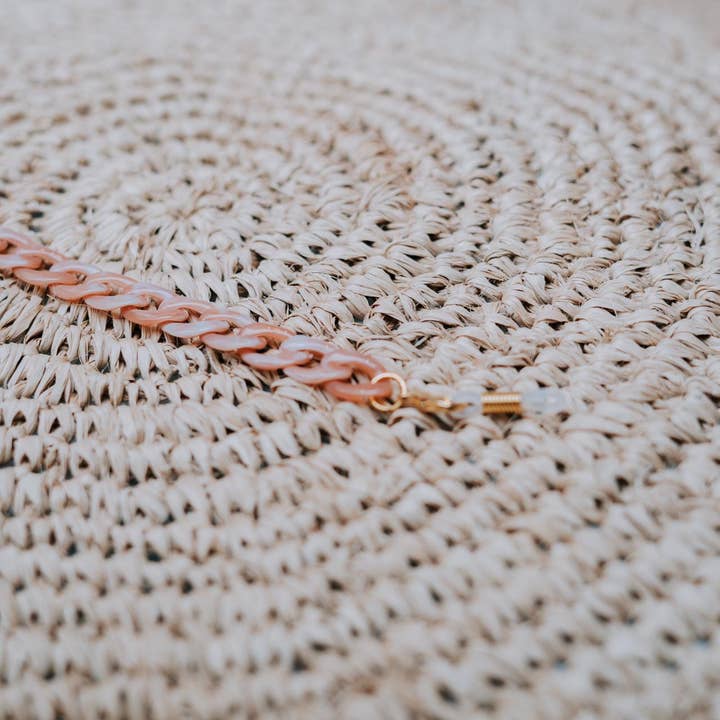 Sunglasses Chain - Soft Pink for wholesale by Antwerp Avenue