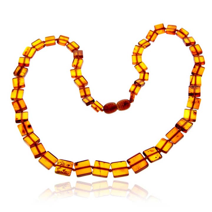 Collana Lussuosa con Perline Quadrate in Autentico Ambra Baltica - NE0206 per la vendita all'ingrosso da parte di SilverAmber Jewellery