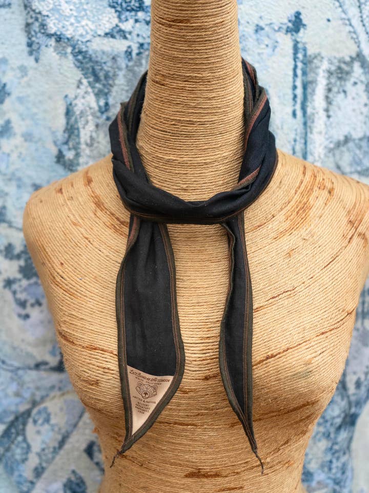 New York New York Linen Neck Scarf for wholesale by Late Sunday Afternoon