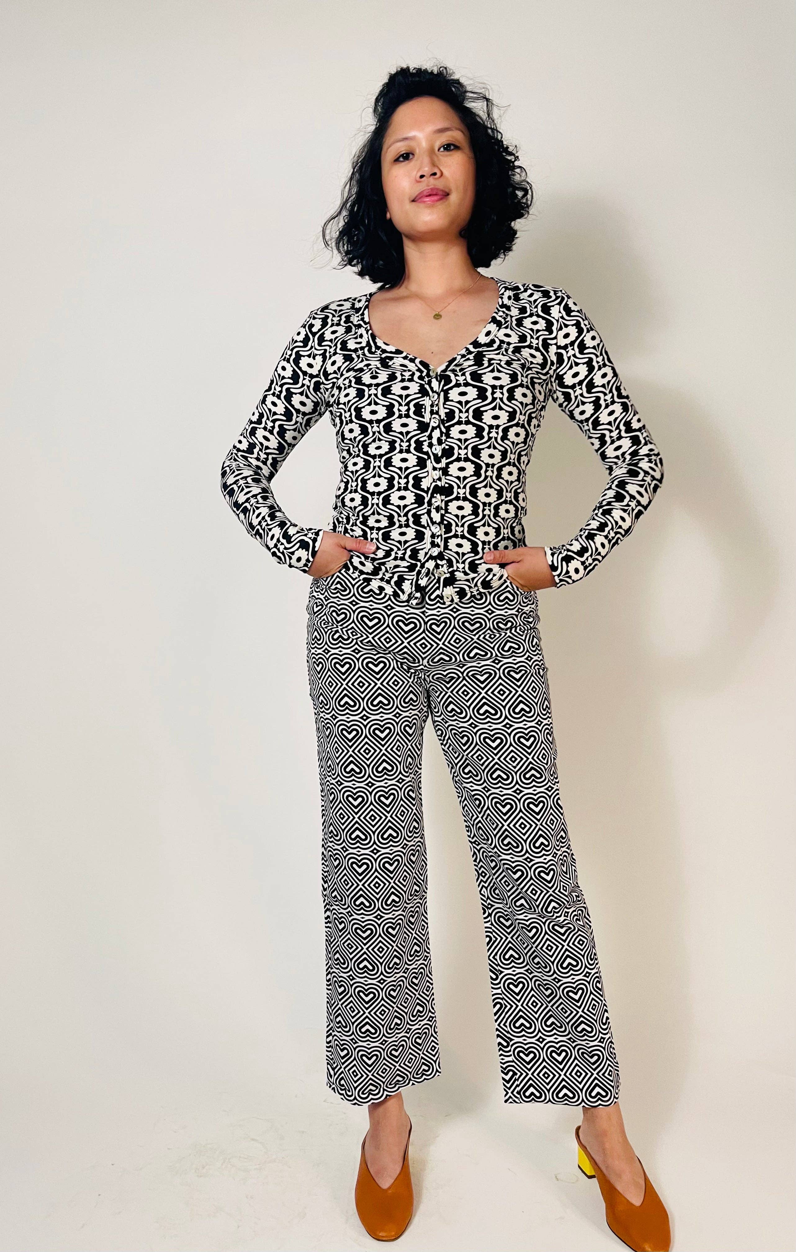 Altar - Wholesale Dress - Women's - Zora Cardigan in Deco Floral12