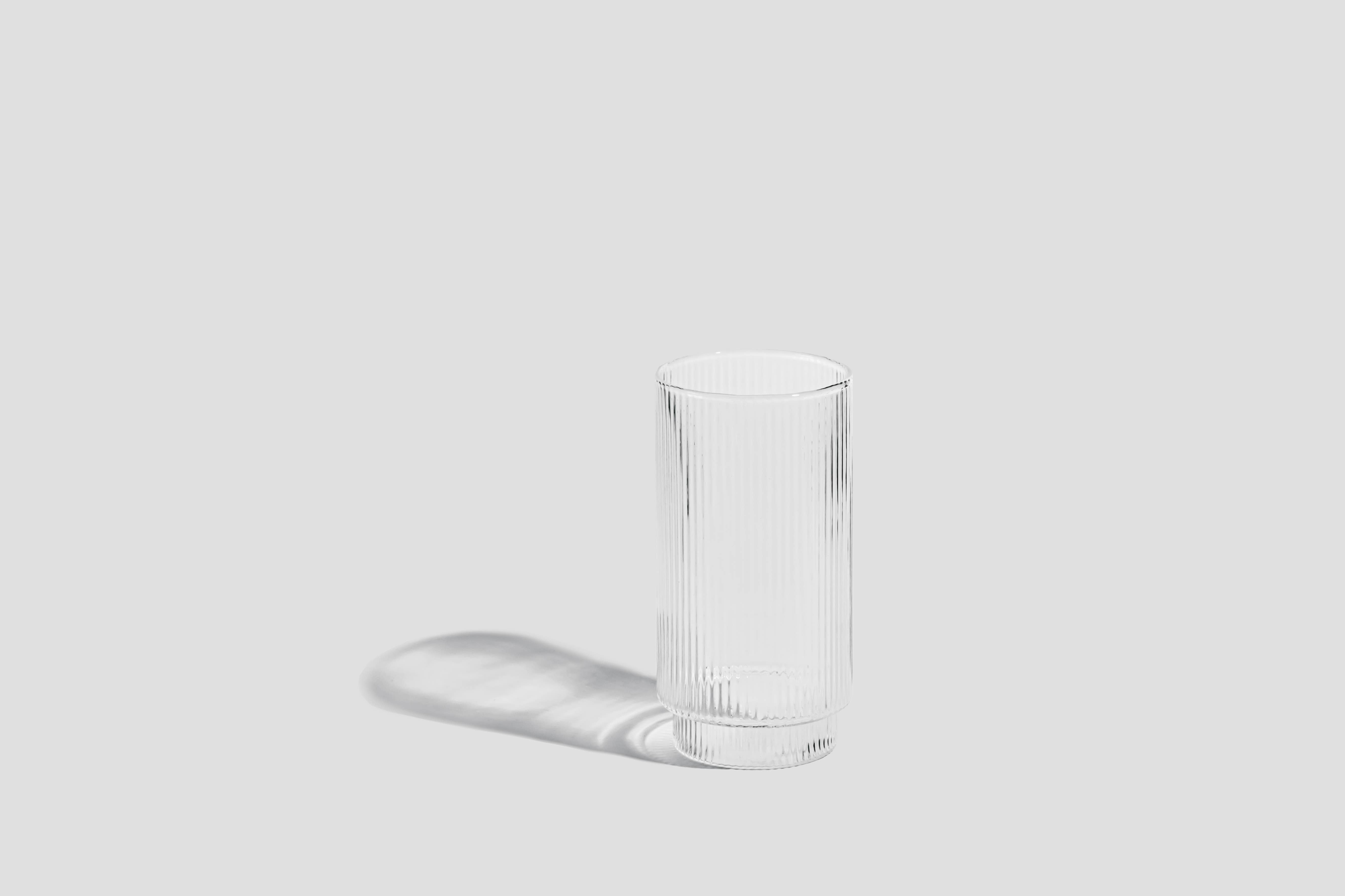 Hudson and Oak – Engroshandel Drikkeglas/kop – Tall Ridged Glassware (sæt med 4)